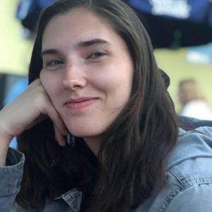 Meet your Posher, Emily